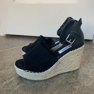 Steve Madden Black Wedges